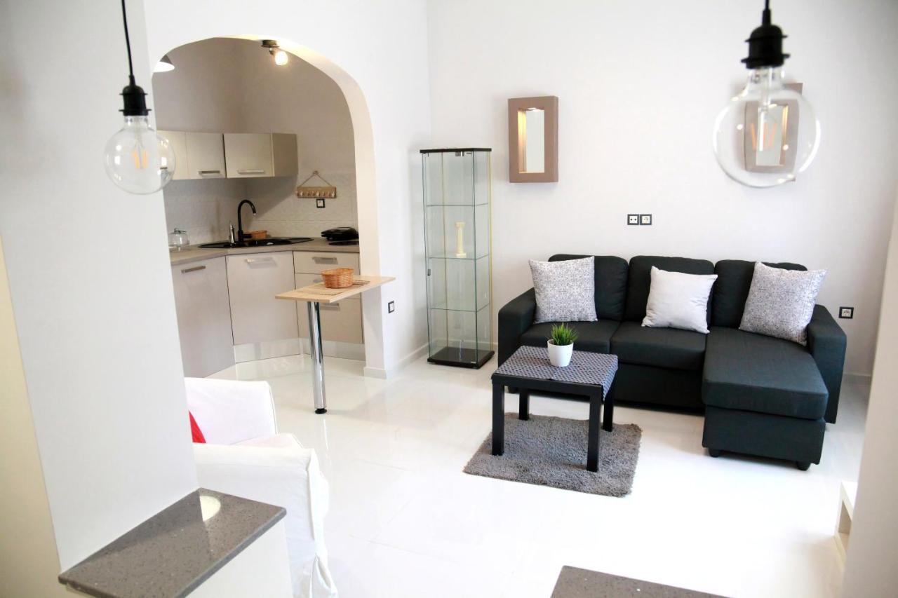 Hope Home Volos Exterior photo